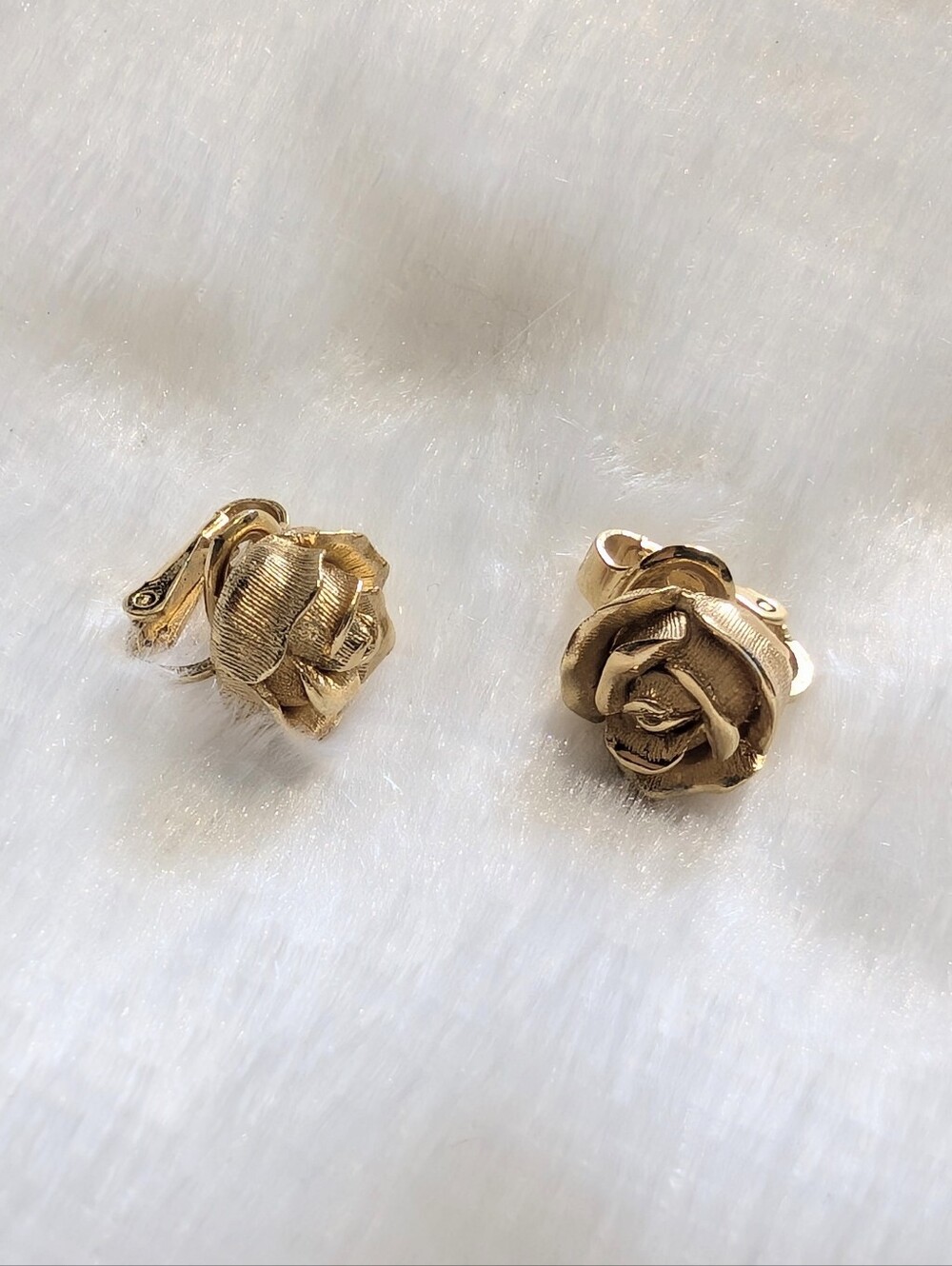 60s Crown Trifari Gold Tone Rose Shaped Clip On MCM Vintage Costume Earrings
